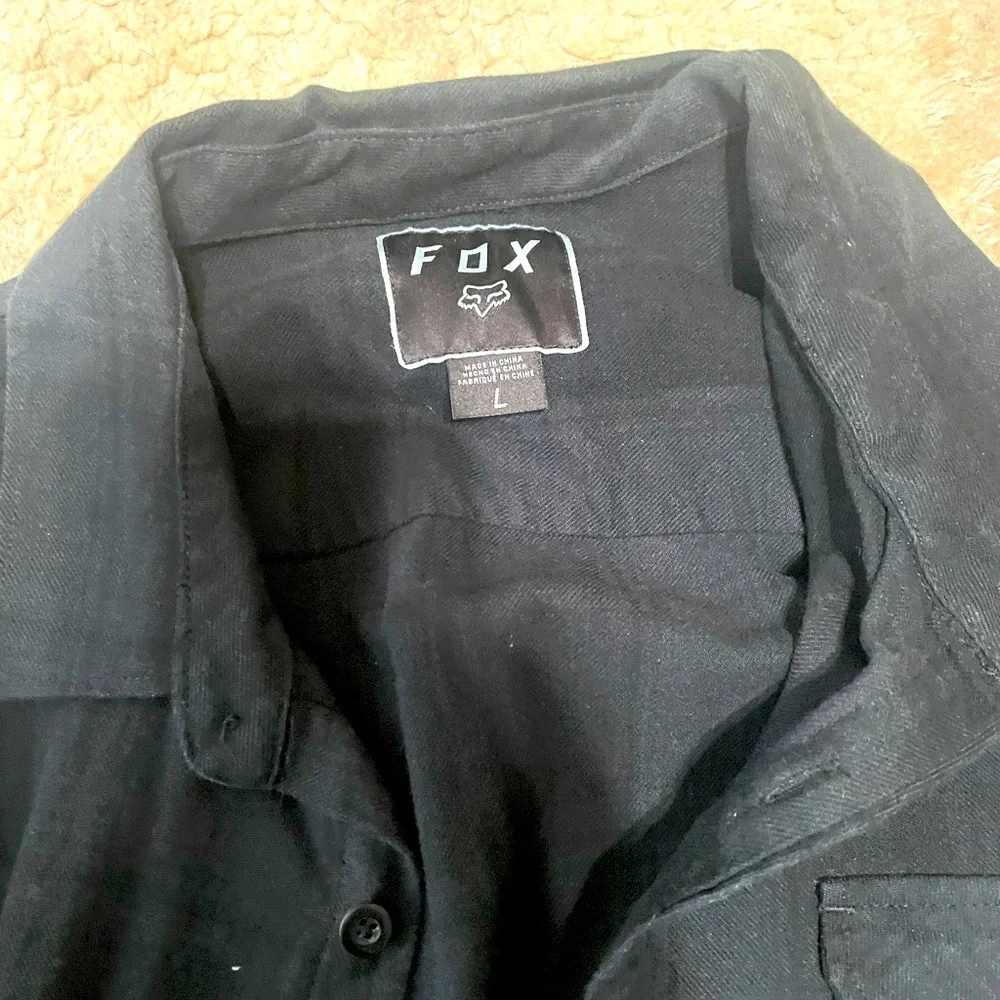 Fox Flannel - Picture 2 of 3
